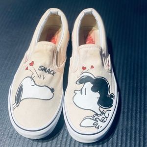 Vans Slip-on Peanuts Smack low tops. COLOR: Smack/Pearl (Light Pink). Size 7.5!